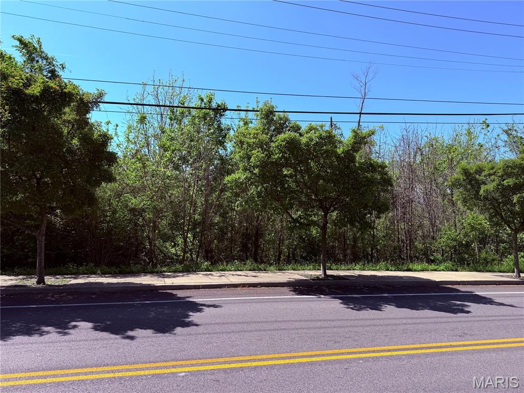 17052 Manchester Road Property Photo 3