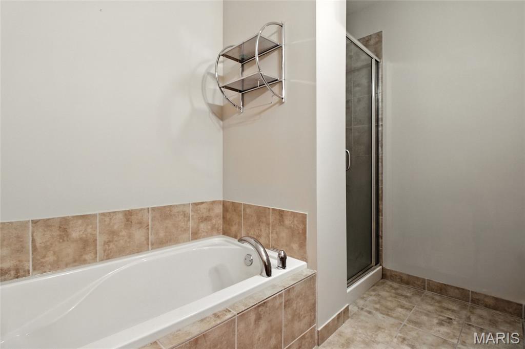1627 Locust Street 202 Property Photo 26