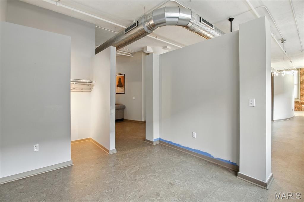 1627 Locust Street 202 Property Photo 29