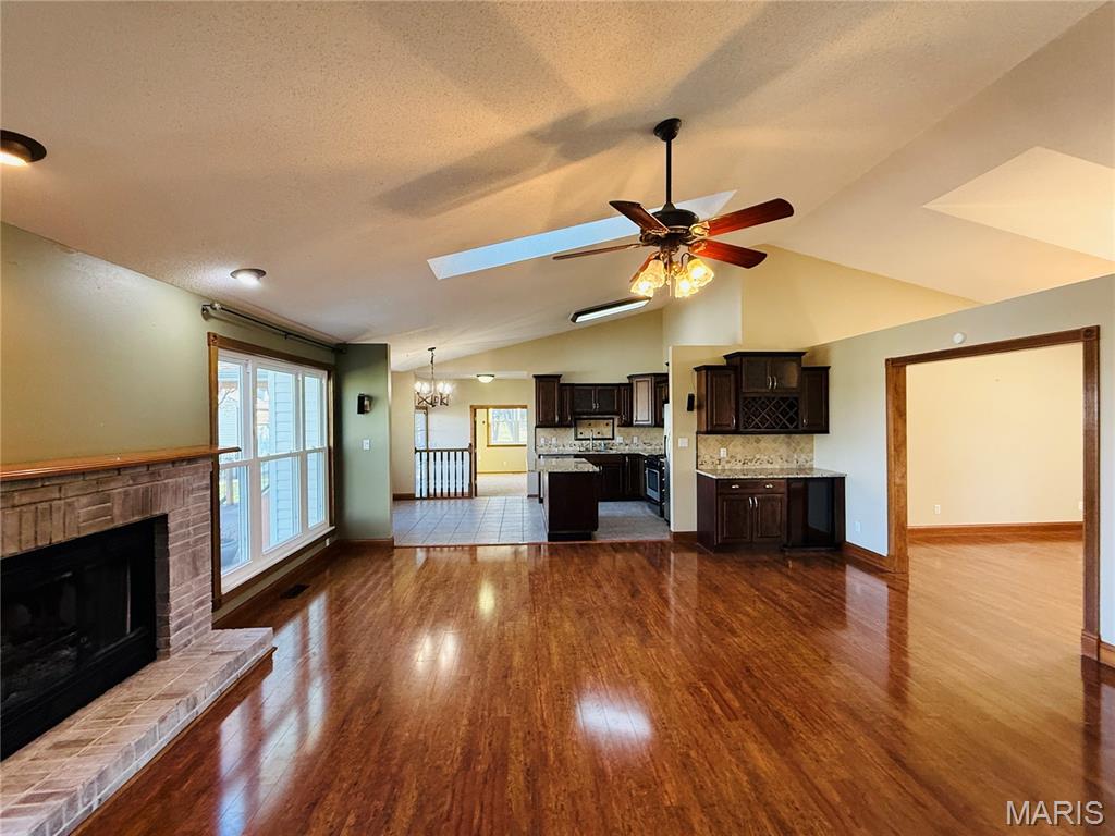 6 Jennifer Lane Property Photo 5