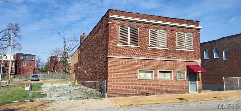 4545-49 Olive Street Property Photo 5