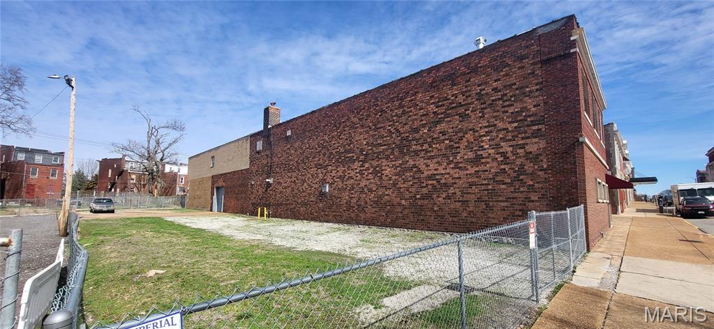 4545-49 Olive Street Property Photo 9