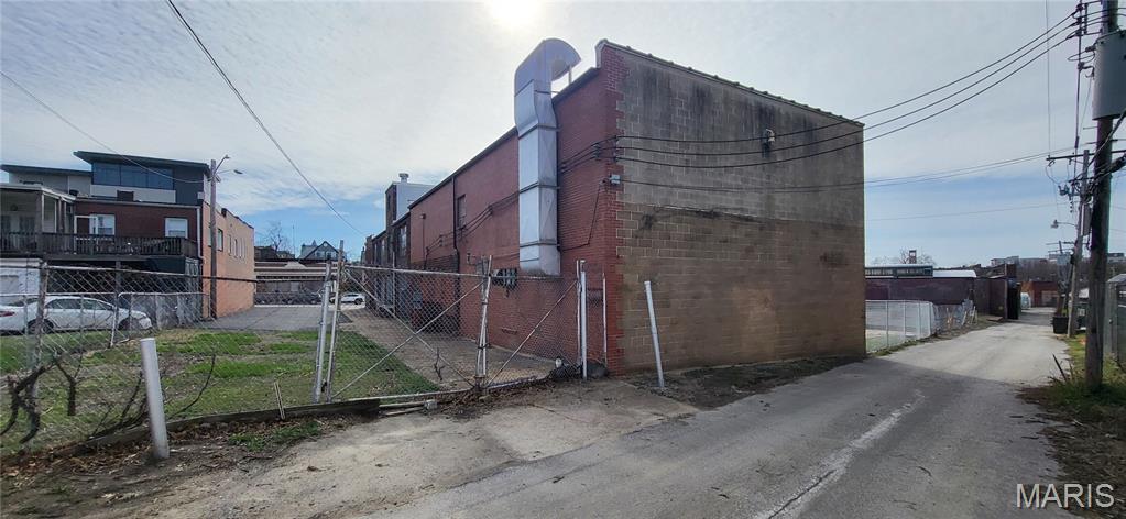 4545-49 Olive Street Property Photo 17