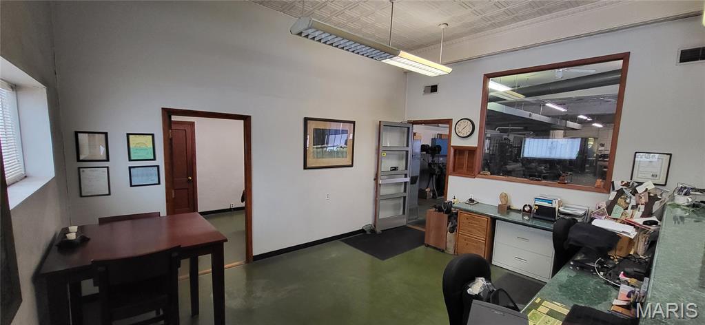 4545-49 Olive Street Property Photo 18