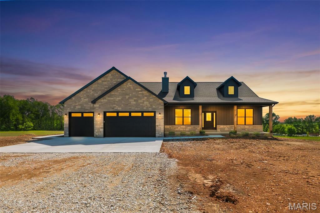 108 Hickory Heits Court Property Photo 1