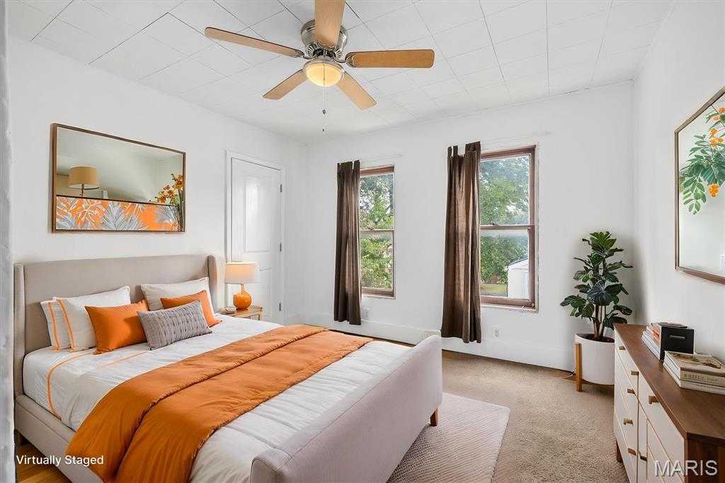 215 E 8th Street Property Photo 22
