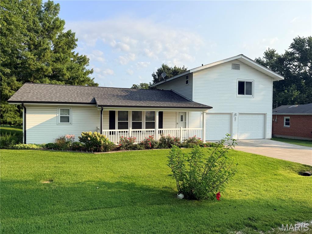 207 Scenic Drive Property Photo 1