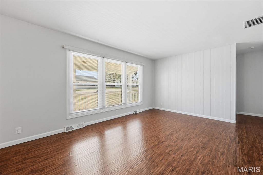 207 Scenic Drive Property Photo 8