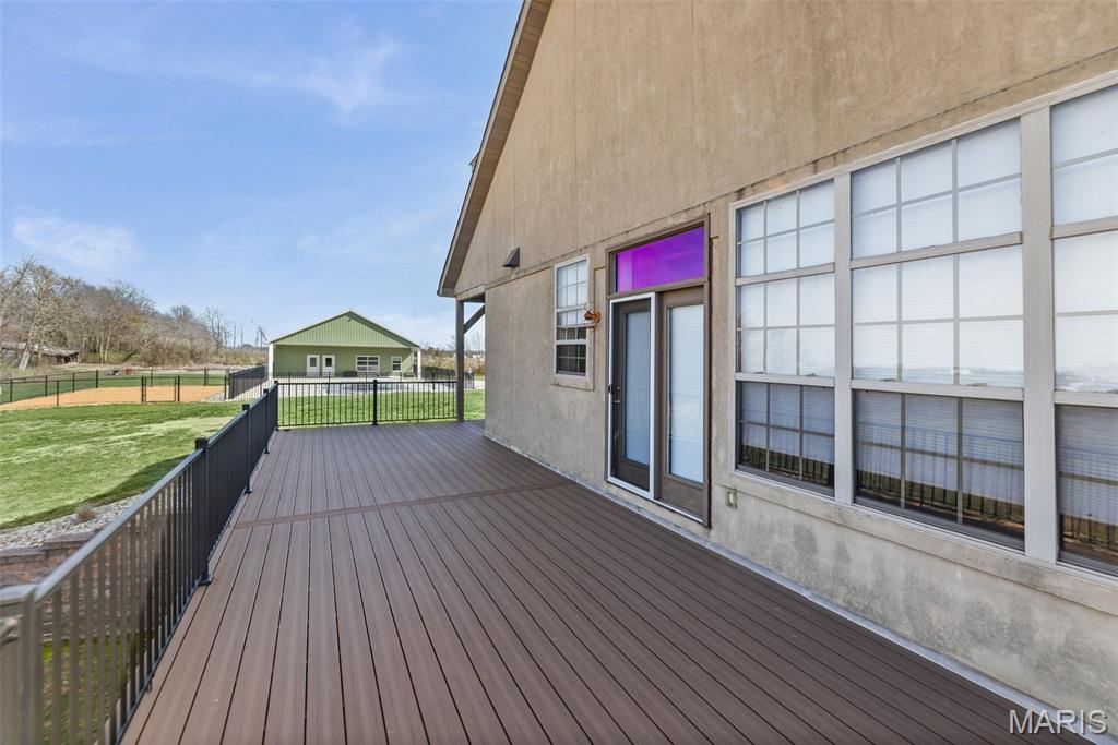 4242 Quirin Road Property Photo 10