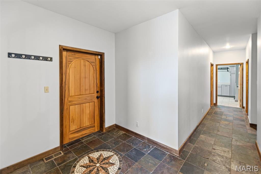 4242 Quirin Road Property Photo 11