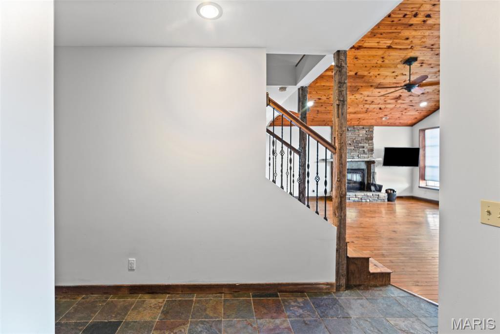 4242 Quirin Road Property Photo 12