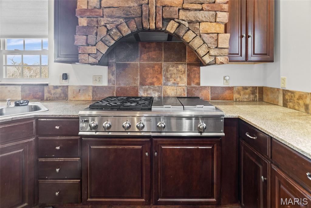4242 Quirin Road Property Photo 17