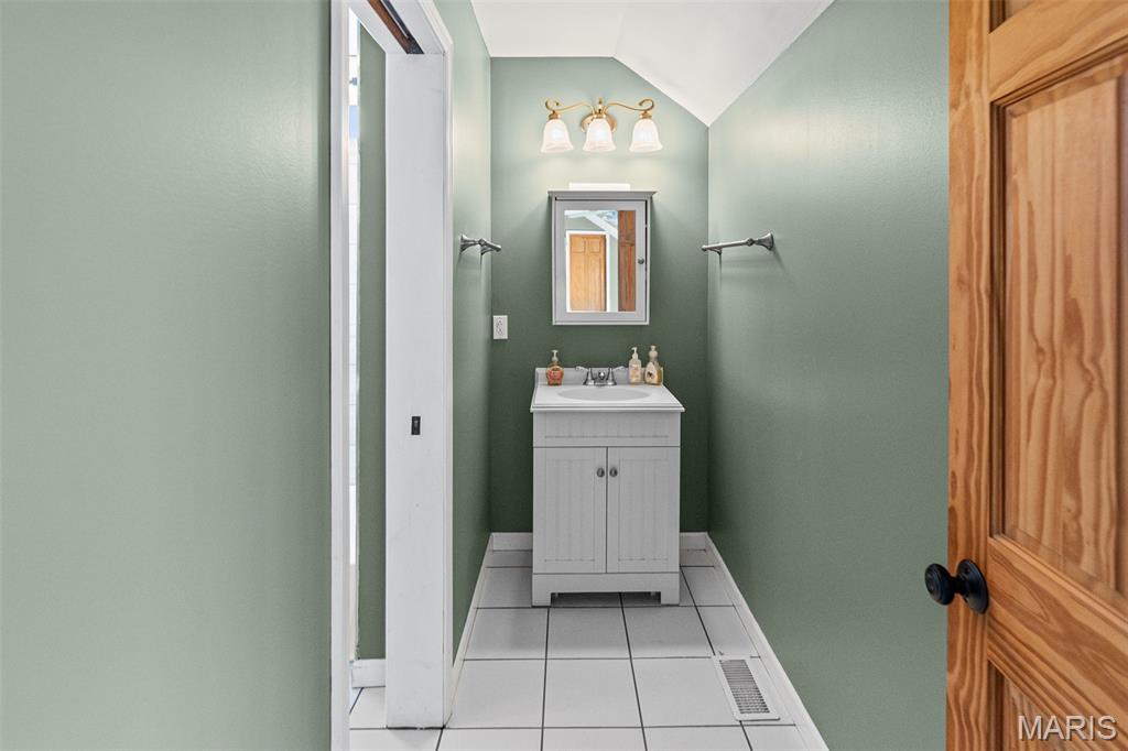 4242 Quirin Road Property Photo 43