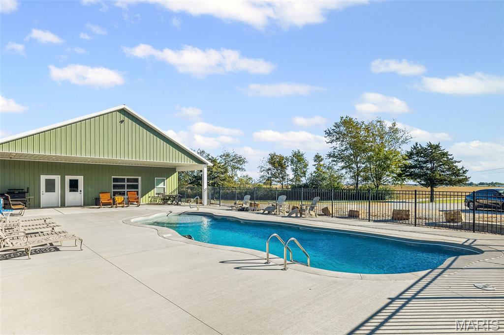 4242 Quirin Road Property Photo 59