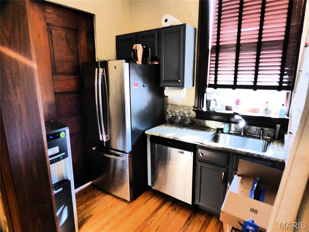 4512 West Pine Boulevard Property Photo 6
