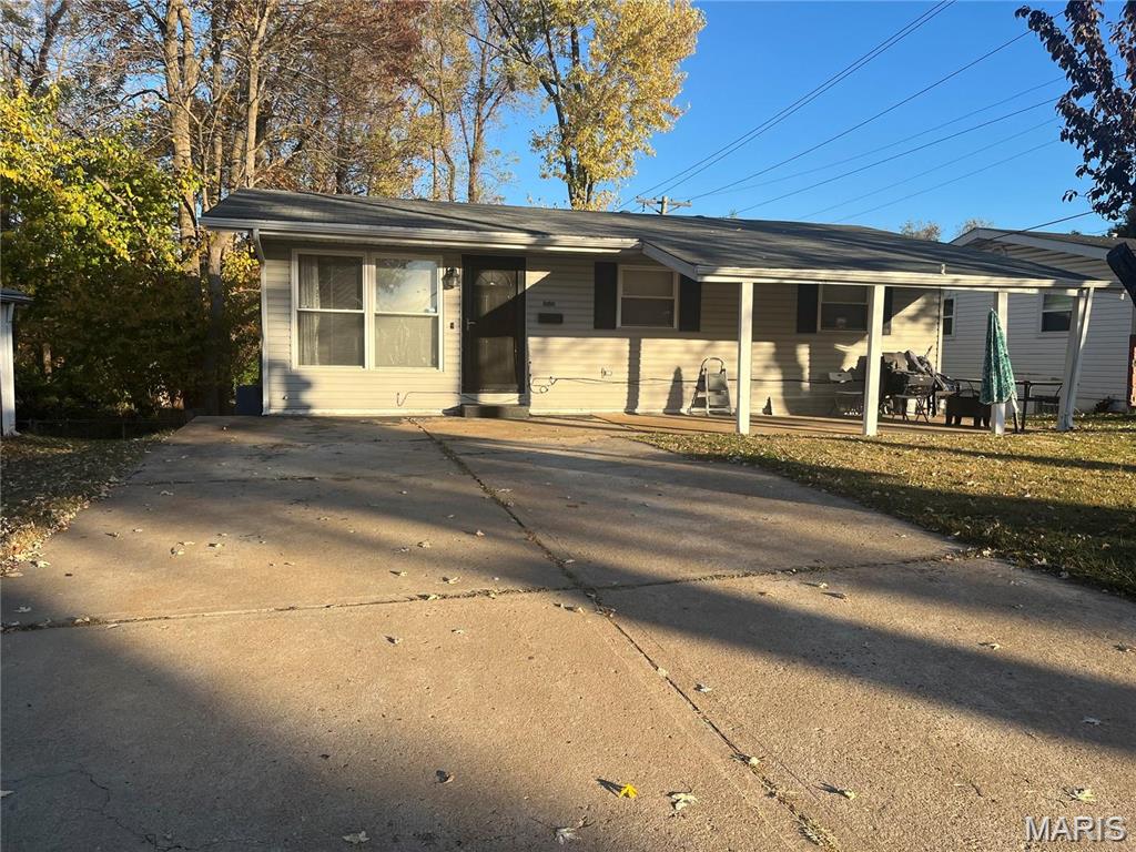 10500 Lilac Ave Property Photo 1
