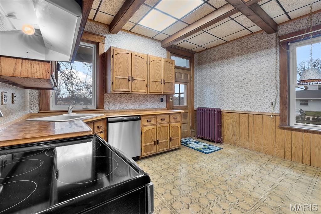 24 S Walnut Street Property Photo 7