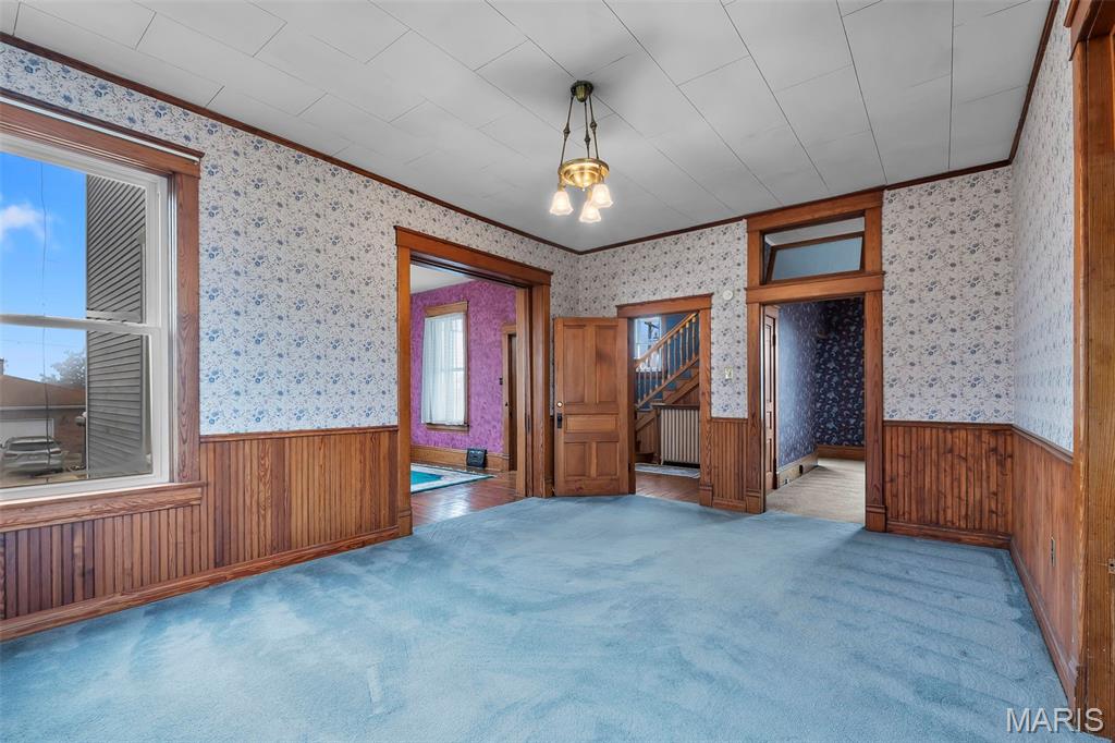 24 S Walnut Street Property Photo 11