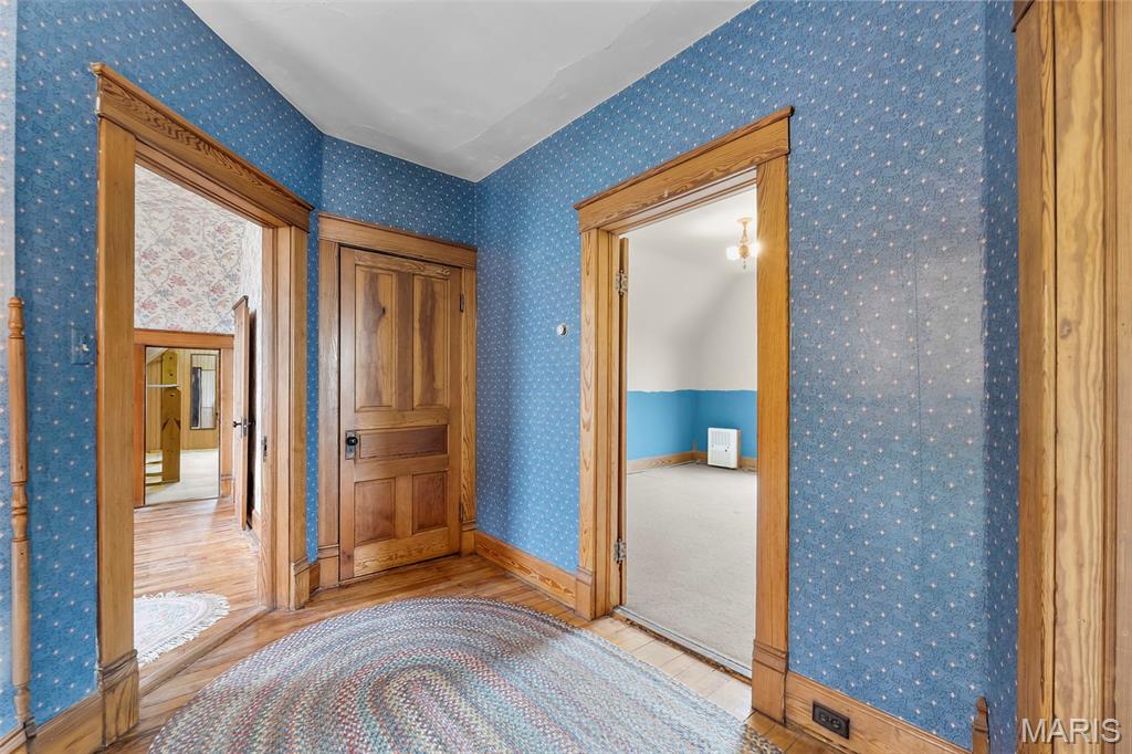 24 S Walnut Street Property Photo 19
