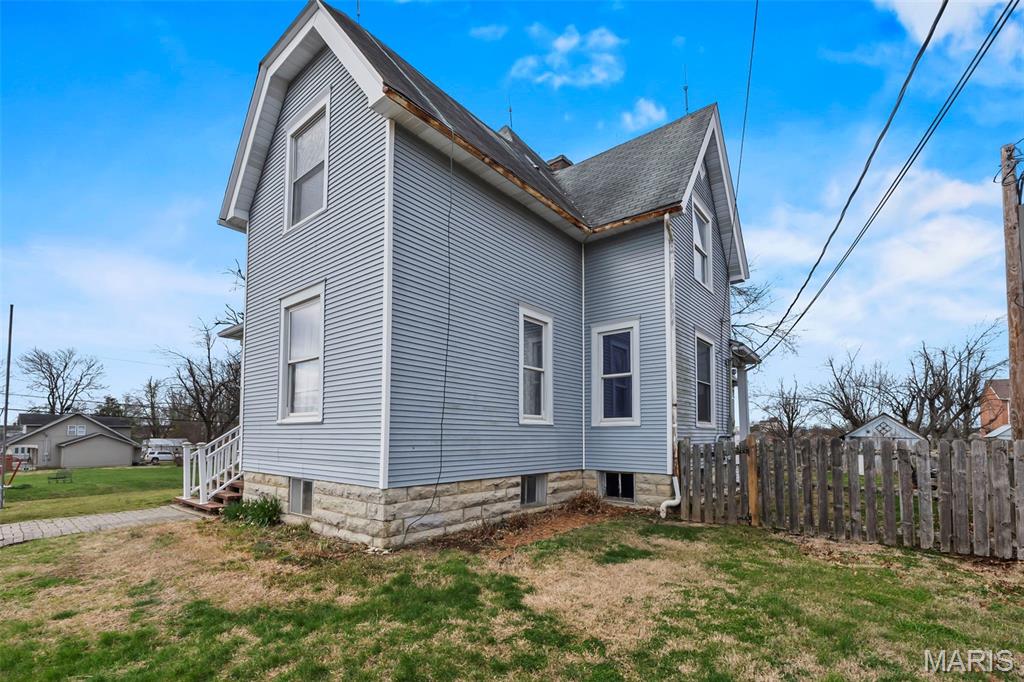 24 S Walnut Street Property Photo 32