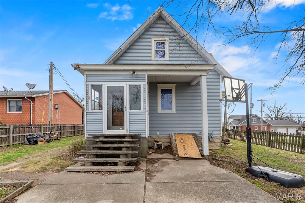 24 S Walnut Street Property Photo 34