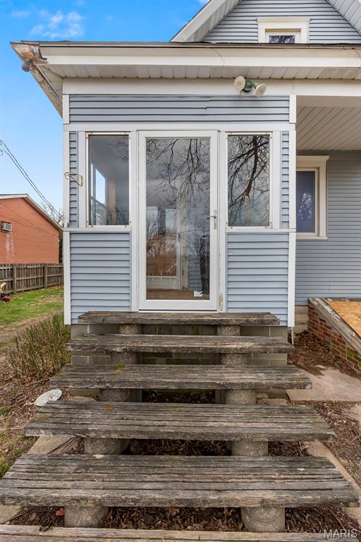 24 S Walnut Street Property Photo 36