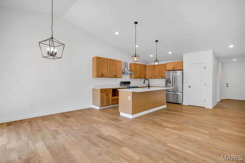 206 Wrigley Field Property Photo 10