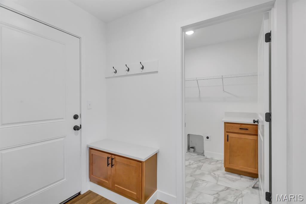 206 Wrigley Field Property Photo 33