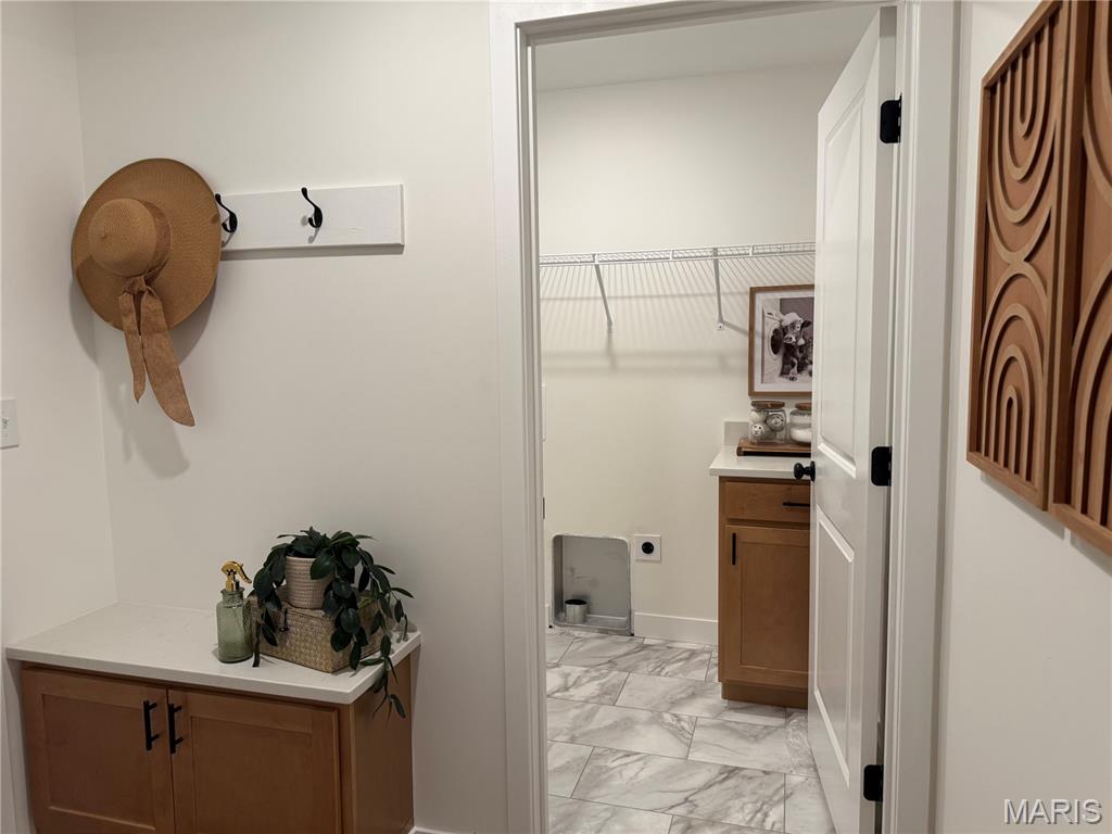 206 Wrigley Field Property Photo 34