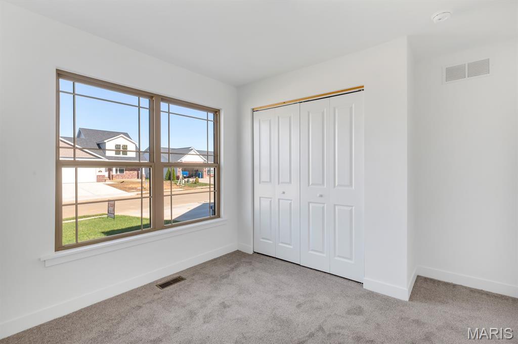 206 Wrigley Field Property Photo 36