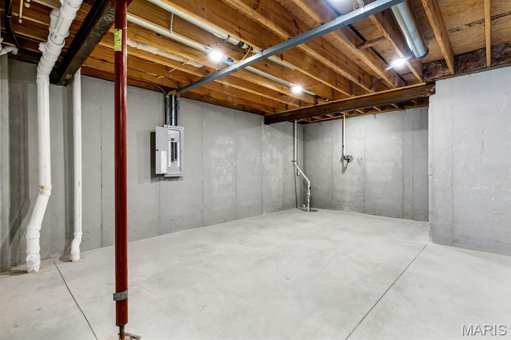 206 Wrigley Field Property Photo 47
