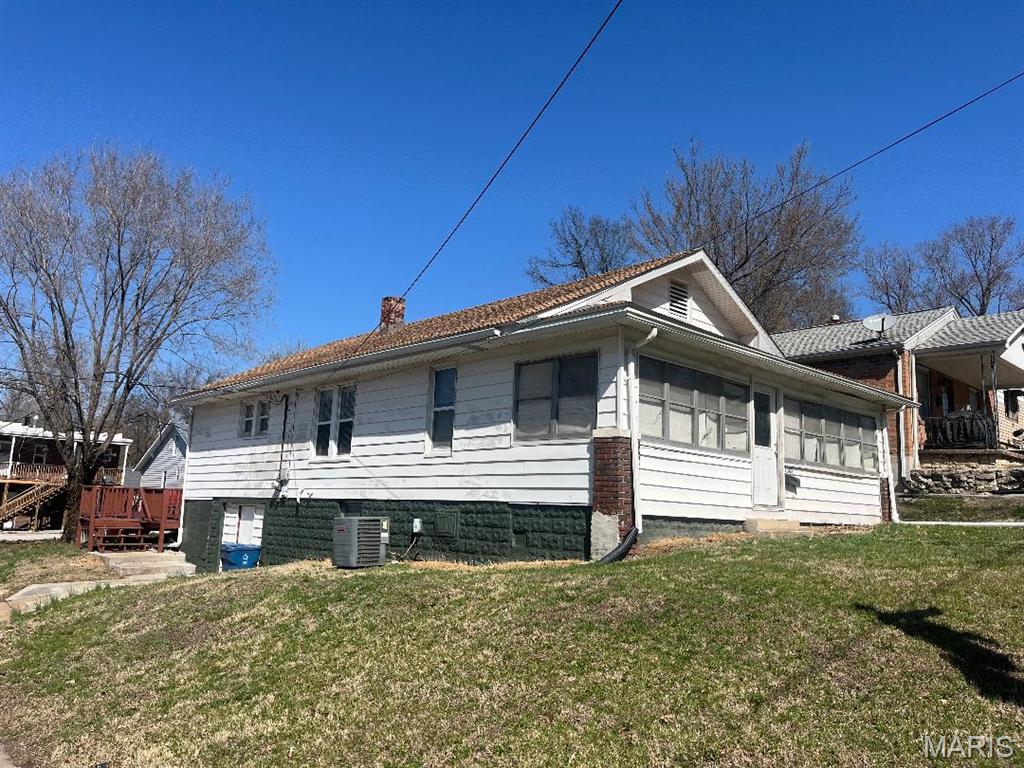 1000 Marie Avenue Property Photo 1