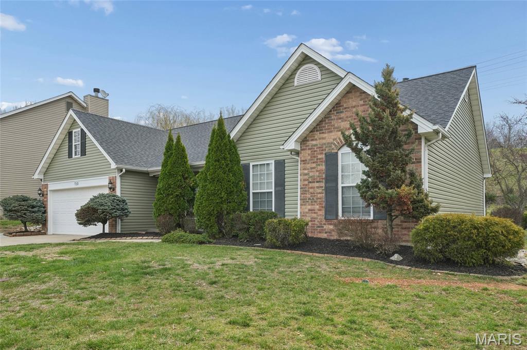 710 Longfellow Circle Property Photo 1