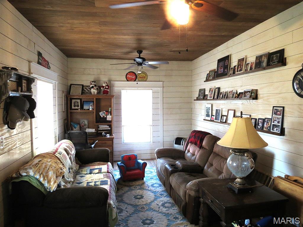 122 County Road 20 Property Photo 13