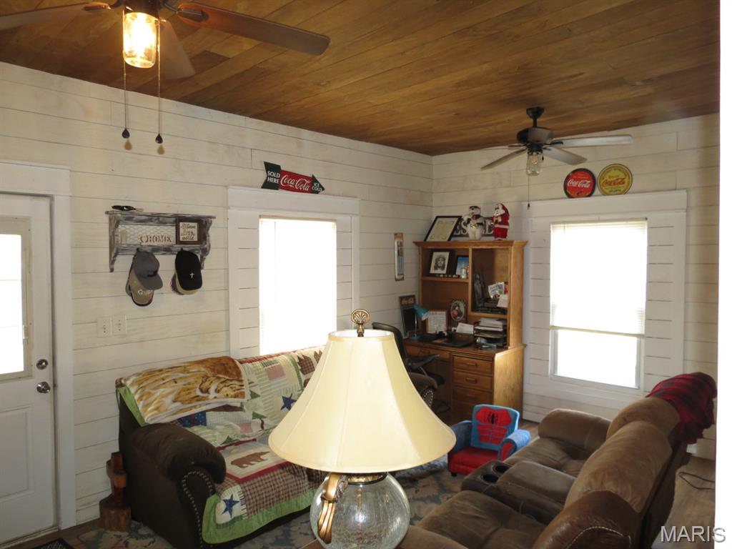 122 County Road 20 Property Photo 16