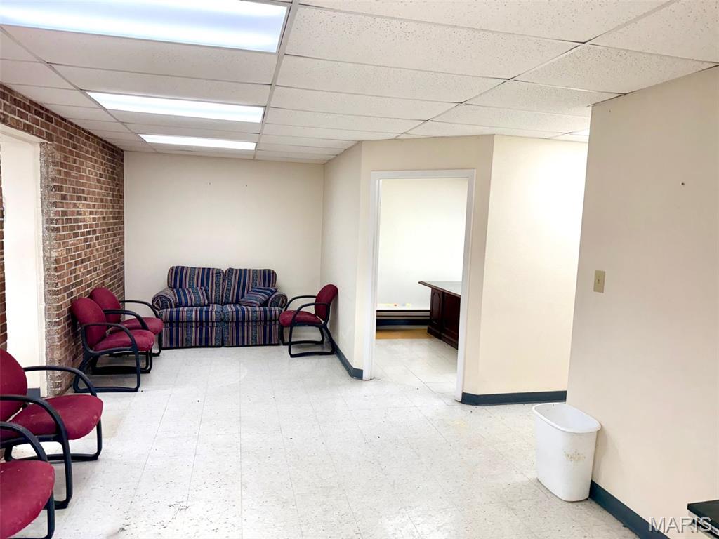 208 Lincoln Drive Property Photo 8