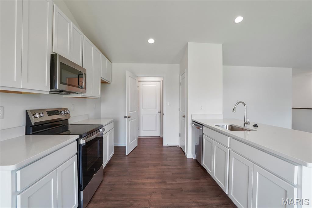 4573 Bella Terra Drive Property Photo 15