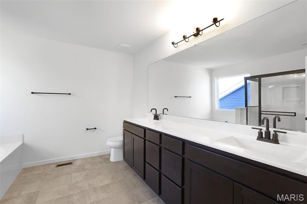603 Tull Court Property Photo 3