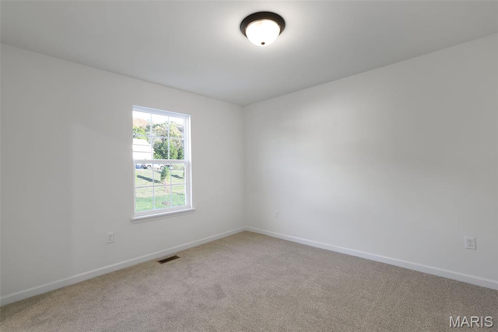 603 Tull Court Property Photo 9
