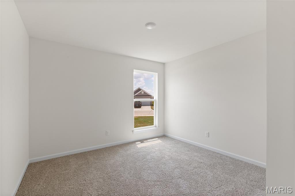 454 Klenke Valley Drive Property Photo 5