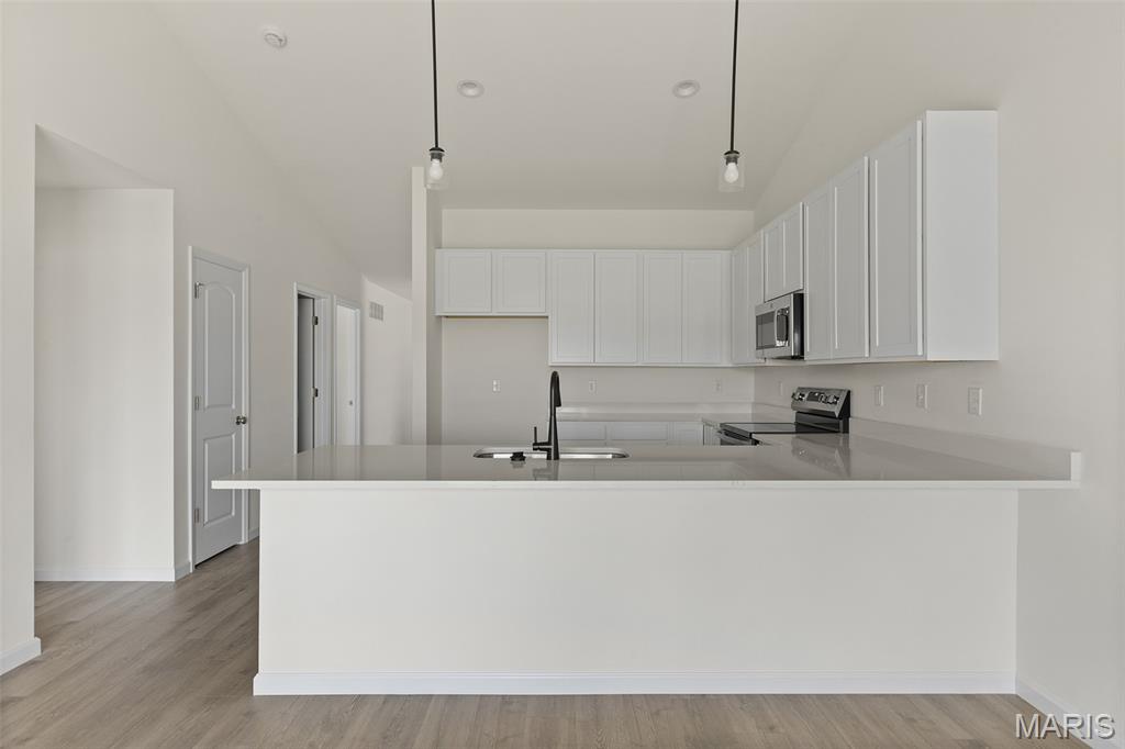 454 Klenke Valley Drive Property Photo 12