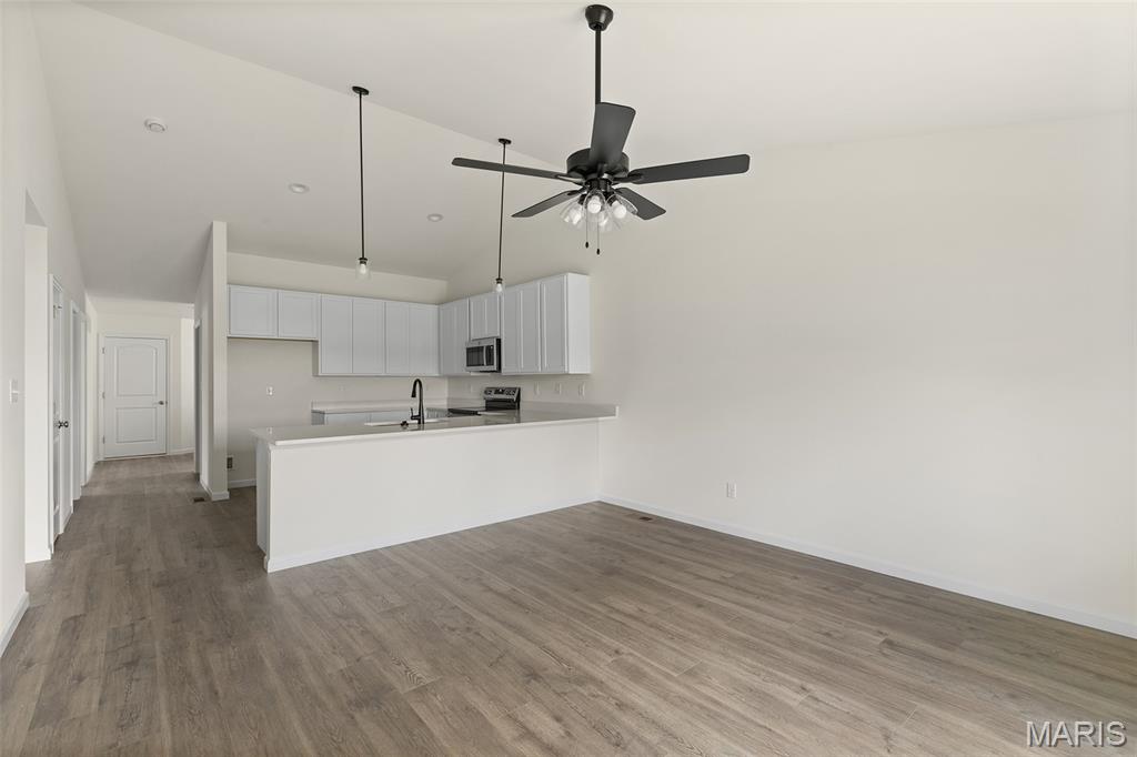 454 Klenke Valley Drive Property Photo 15