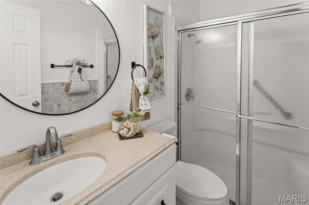 2425 La Salle Drive Property Photo 21