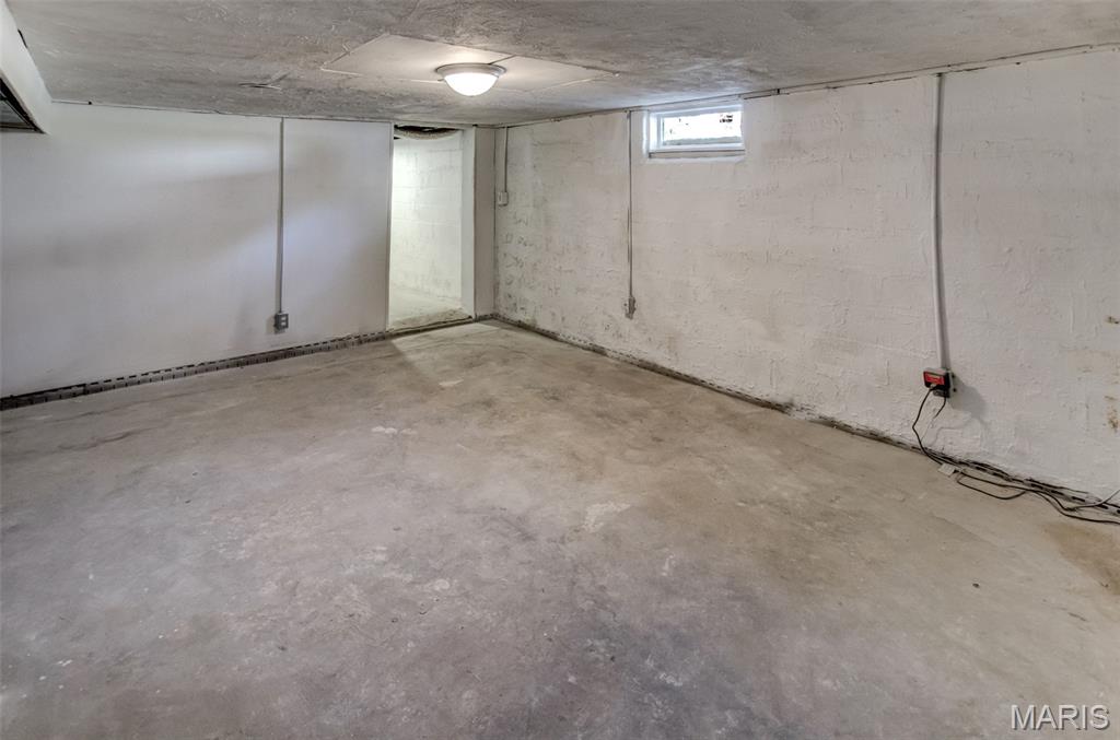 2425 La Salle Drive Property Photo 30