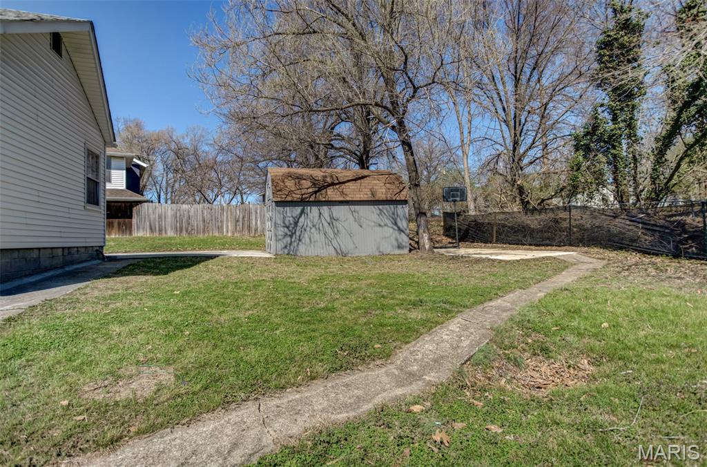 2425 La Salle Drive Property Photo 34