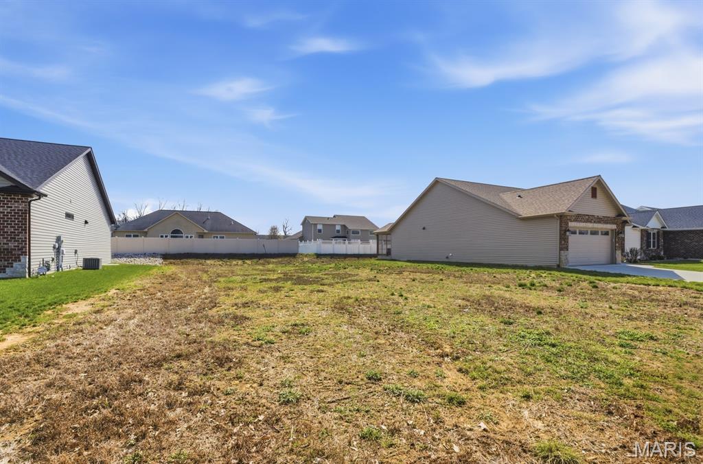 424 Firestone Street Property Photo 7
