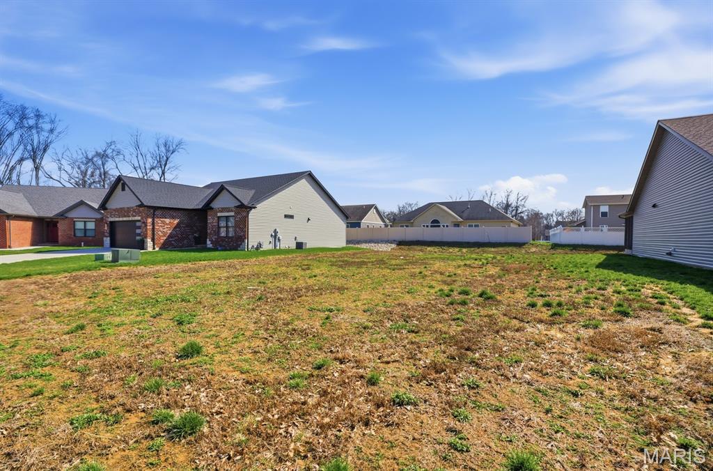 424 Firestone Street Property Photo 8