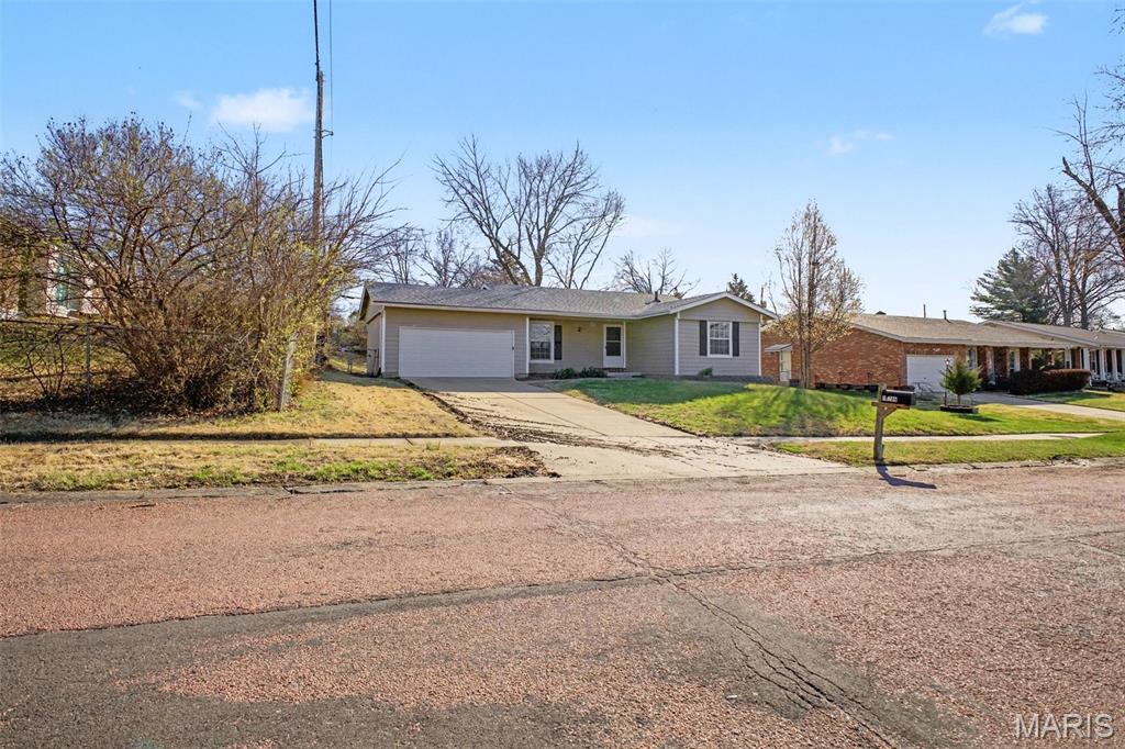 11786 Macrinus Drive Property Photo 2