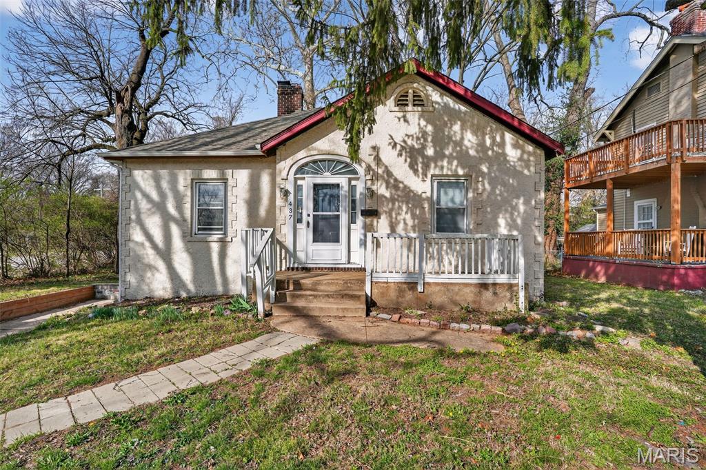 437 S Clark Avenue Property Photo 1