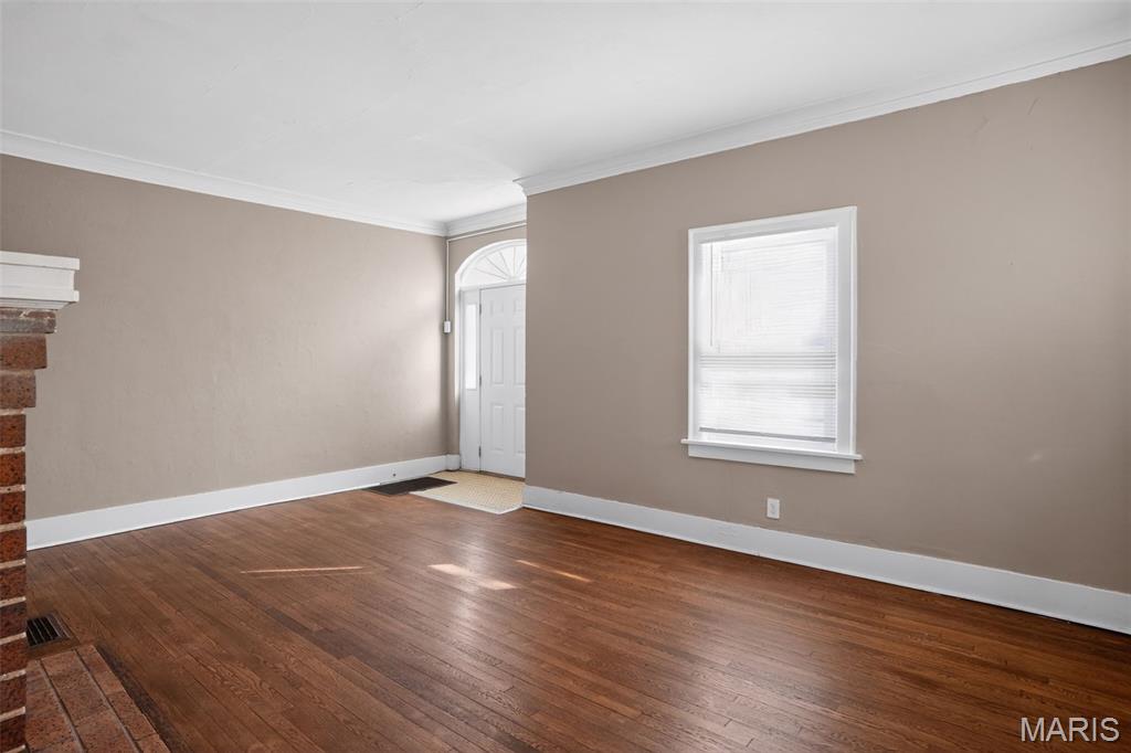 437 S Clark Avenue Property Photo 8